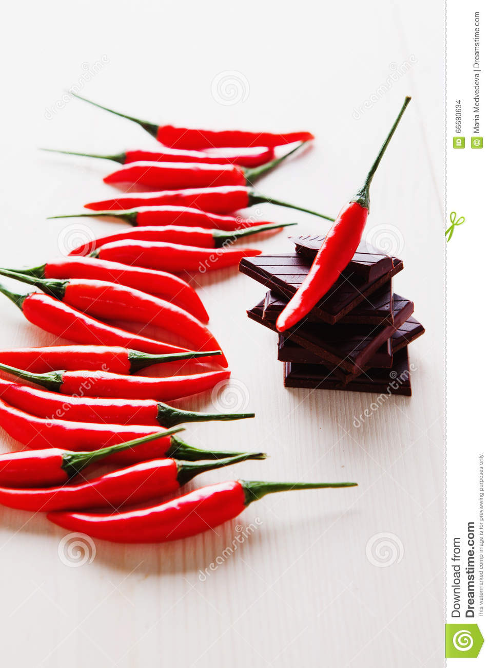 戴进《月下泊舟图》【三亿体育】