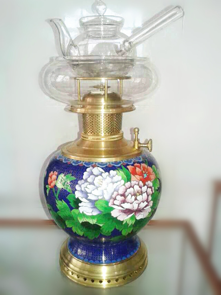 三亿体育官网-用轰炸机对付试图硬闯51区的年轻人?美军删文并道歉(图3) 三亿体育手机版