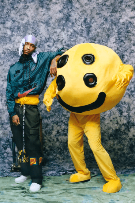 笑脸图案“泛滥成灾”的时下 EYEFUNNY为何还能敏捷成名?:三亿体育手机版(图7)
笑脸图案“泛滥成灾”的时下 EYEFUNNY为何还能敏捷成名?:三亿体育手机版(图7)